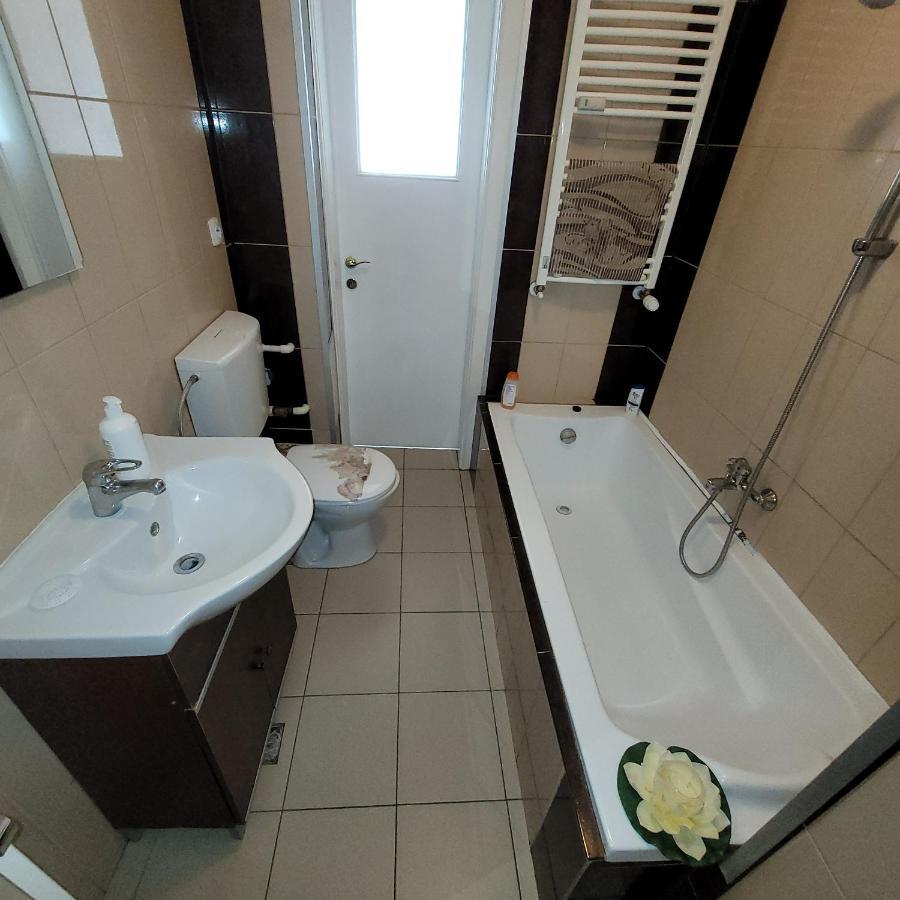 Anastasia Bratianu Apart 24B Beautiful View Self Check From 2 Pm Бухарест Экстерьер фото